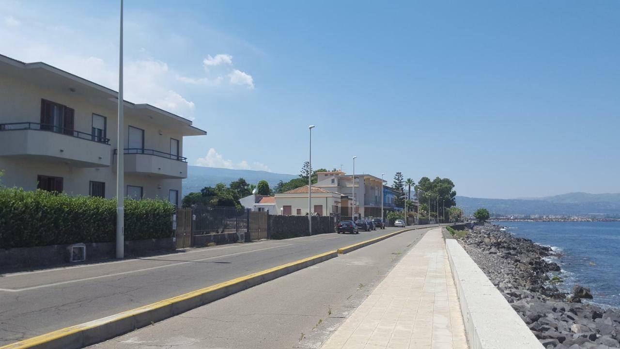 Casa Del Levante Riposto Buitenkant foto