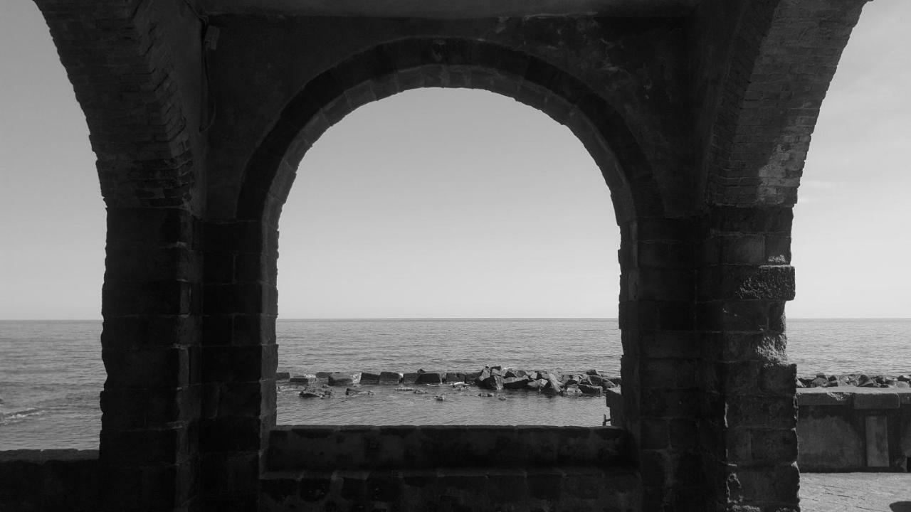 Casa Del Levante Riposto Buitenkant foto