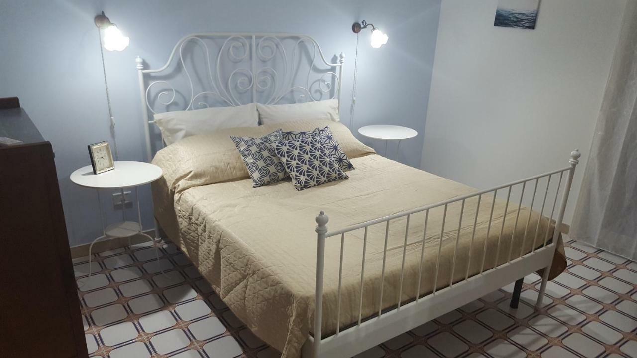 Casa Del Levante Riposto Buitenkant foto